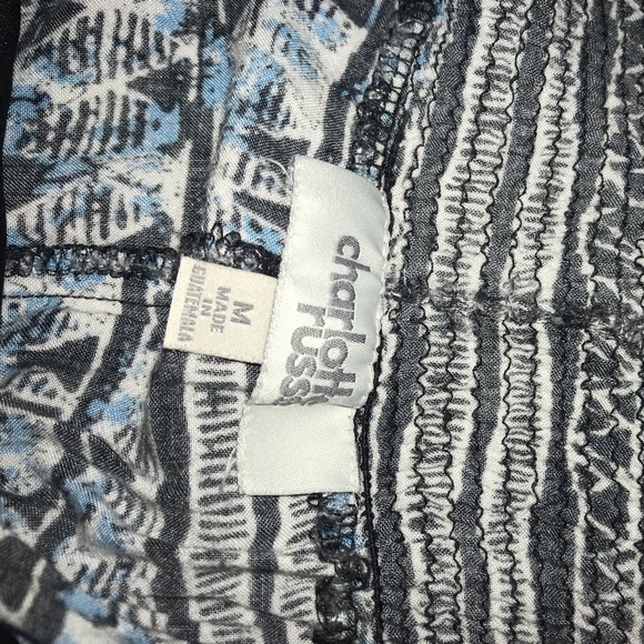 Shorts - Picture 3 of 3